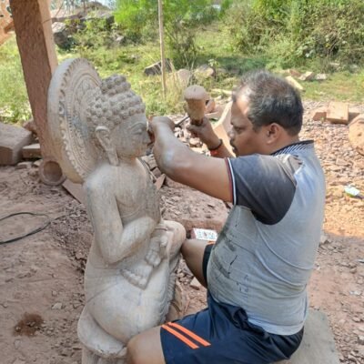 buddha statue