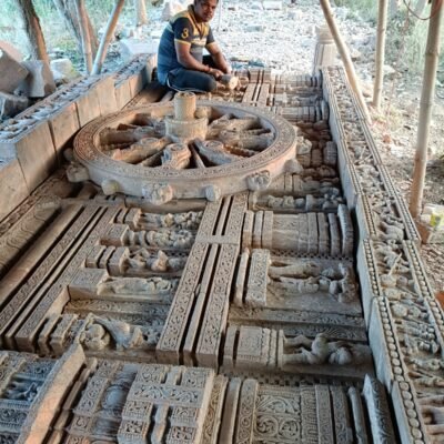 konark statue carving
